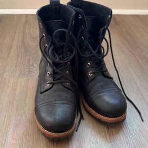 Portland Leather Womens Boots - Patina